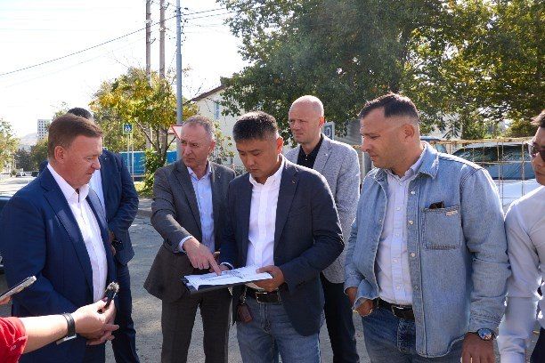 Завершить благоустройство пустыря за Домом быта обещают к началу октября Завершить благоустройство пустыря за Домом быта обещают к началу октября