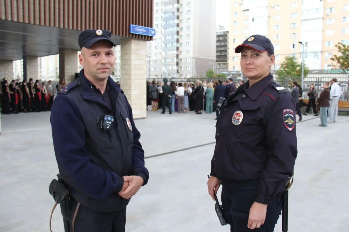 Начальник областного УМВД Владимир Арбузов принял участие в церемонии открытия филиала Российского этнографического музея Начальник областного УМВД Владимир Арбузов принял участие в церемонии открытия филиала Российского этнографического музея