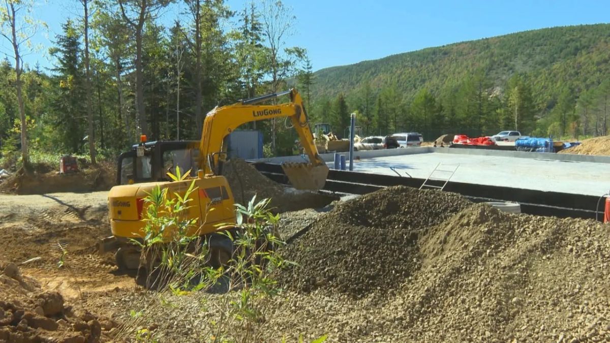 В селе Взморье Долинского района завершается первый и самый важный этап строительства нового водозабора В селе Взморье Долинского района завершается первый и самый важный этап строительства нового водозабора