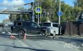 Два автомобиля жёстко столкнулись на проспекте Мира в Южно-Сахалинске