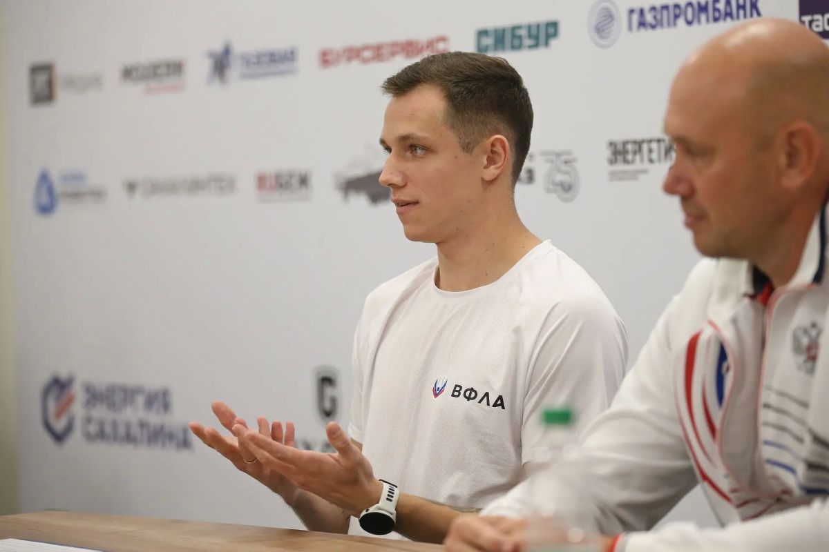 Многократный чемпион России Степан Кекин помогает развитию многоборья на Сахалине Многократный чемпион России Степан Кекин помогает развитию многоборья на Сахалине