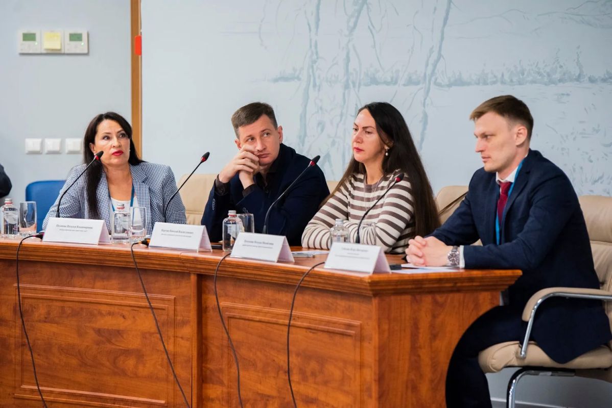 В Историческом парке «Россия – моя история» состоялась панельная дискуссия «Музей как центр формирования гражданской идентичности и сохранения исторической памяти» В Историческом парке «Россия – моя история» состоялась панельная дискуссия «Музей как центр формирования гражданской идентичности и сохранения исторической памяти»
