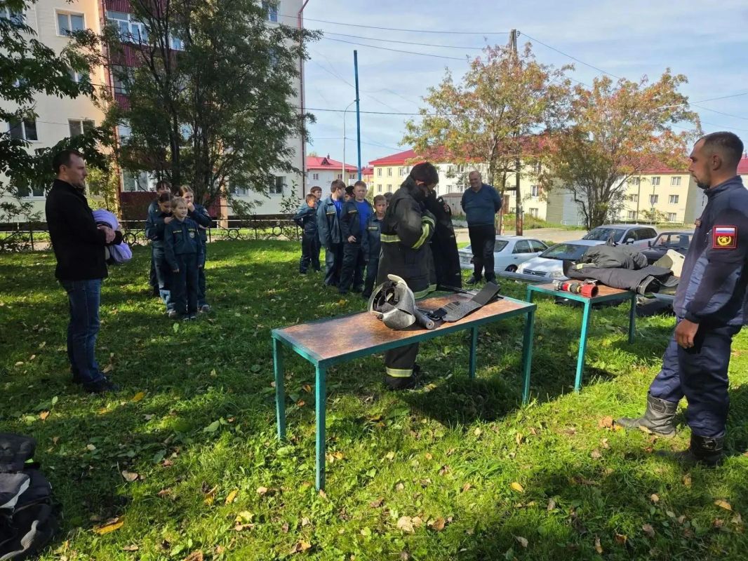 В Александровск-Сахалинском прошла пожарная эстафета В Александровск-Сахалинском прошла пожарная эстафета