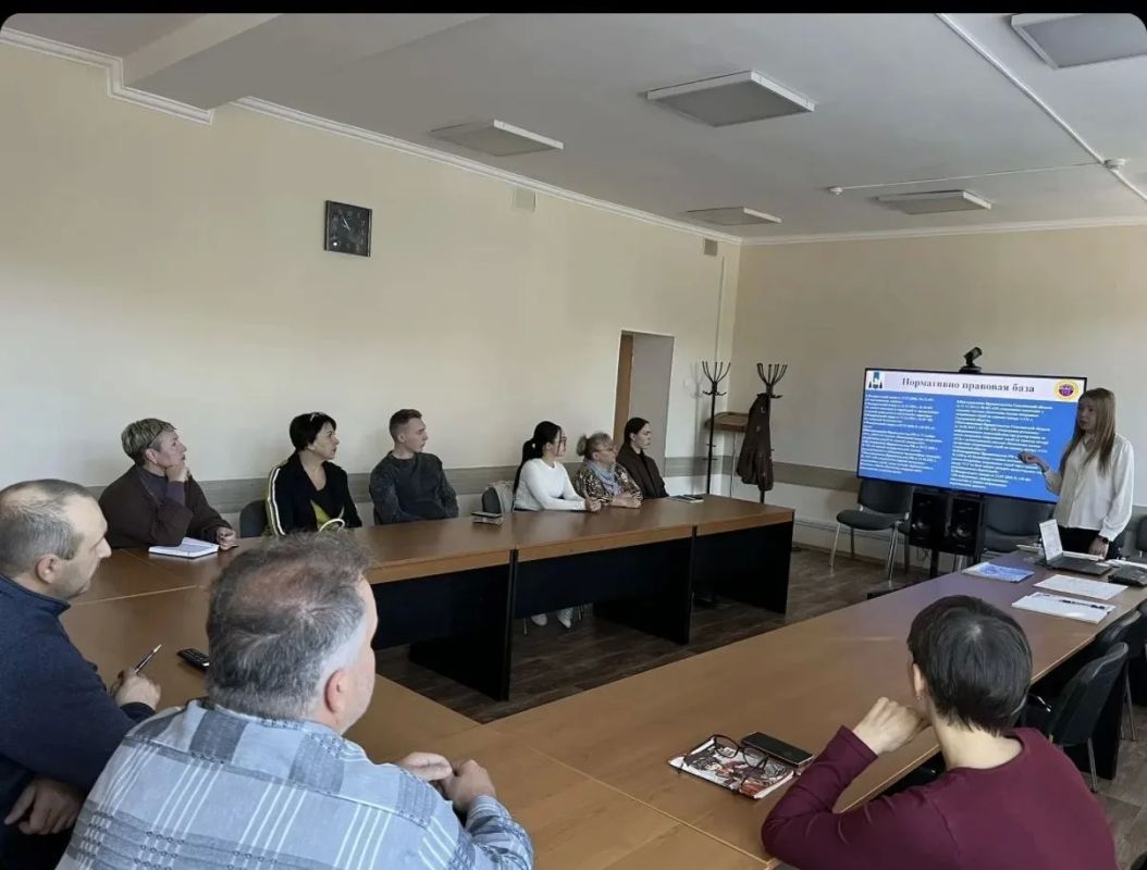 Специалисты центра обработки вызовов системы-112 провели методические занятия с ДДС и ЕДДС Ногликского района Специалисты центра обработки вызовов системы-112 провели методические занятия с ДДС и ЕДДС Ногликского района
