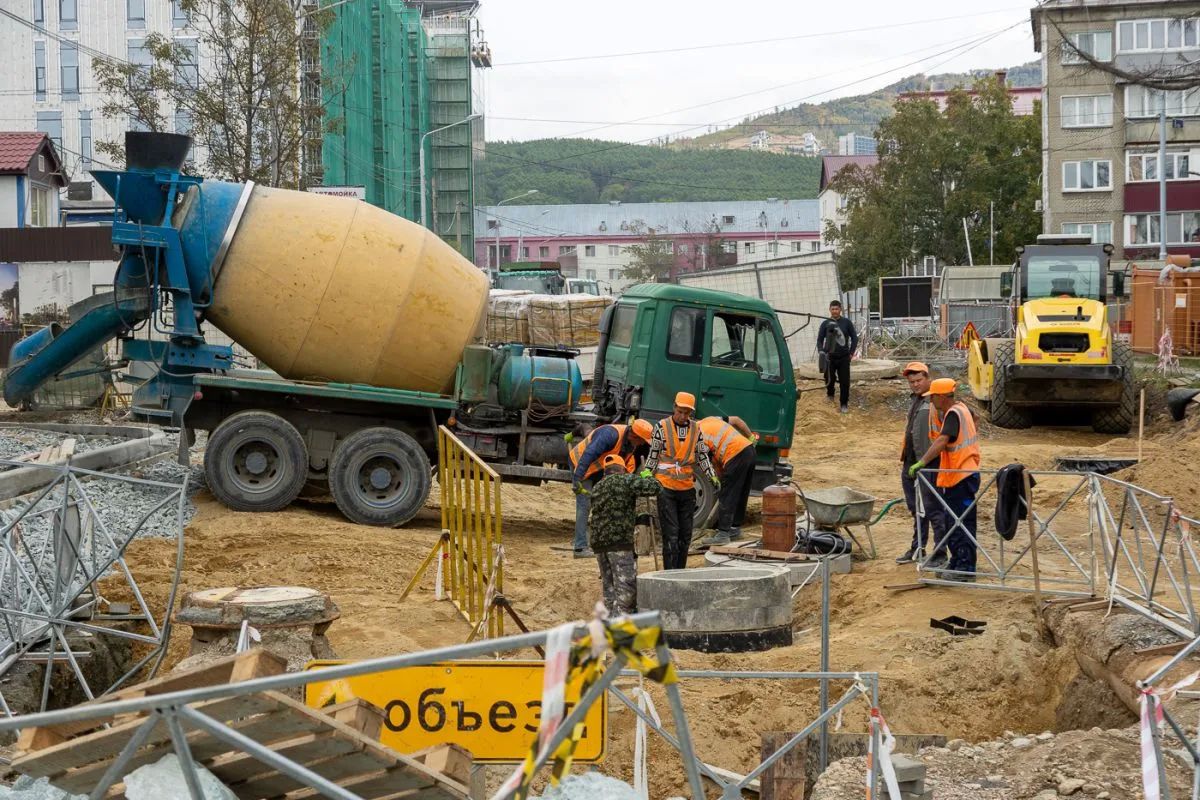 Тротуары на улице Буюклы начнут асфальтировать на этой неделе Тротуары на улице Буюклы начнут асфальтировать на этой неделе