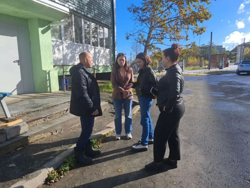 Замруководителя Госжилинспекции Сахалинской области Надежда Акимцова посетила Макаровский район в рамках проекта «Управдом» Замруководителя Госжилинспекции Сахалинской области Надежда Акимцова посетила Макаровский район в рамках проекта «Управдом»