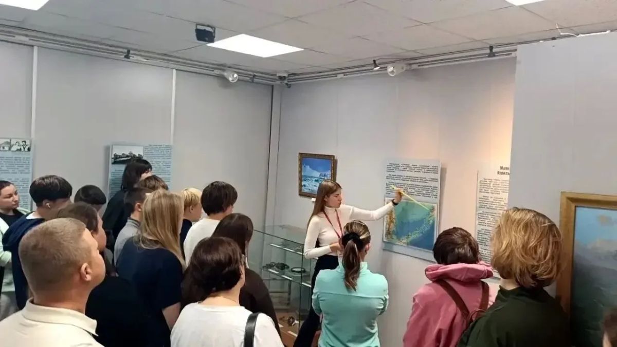 В Охинском краеведческом музее начала работу передвижная выставка «Маяки Сахалина и Курильских островов» В Охинском краеведческом музее начала работу передвижная выставка «Маяки Сахалина и Курильских островов»