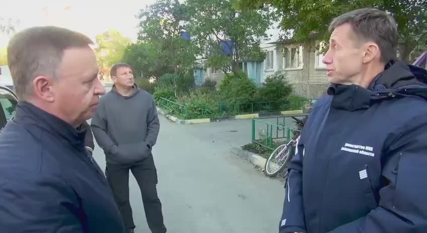 Сергей Надсадин: Начал рабочий день на Тихоокеанской, 28, где в сентябре произошло возгорание кровли