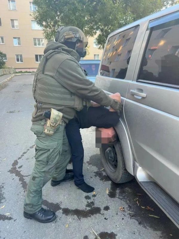 На Сахалине задержали мужчину, который находился в бегах после потасовки с сотрудником полиции На Сахалине задержали мужчину, который находился в бегах после потасовки с сотрудником полиции