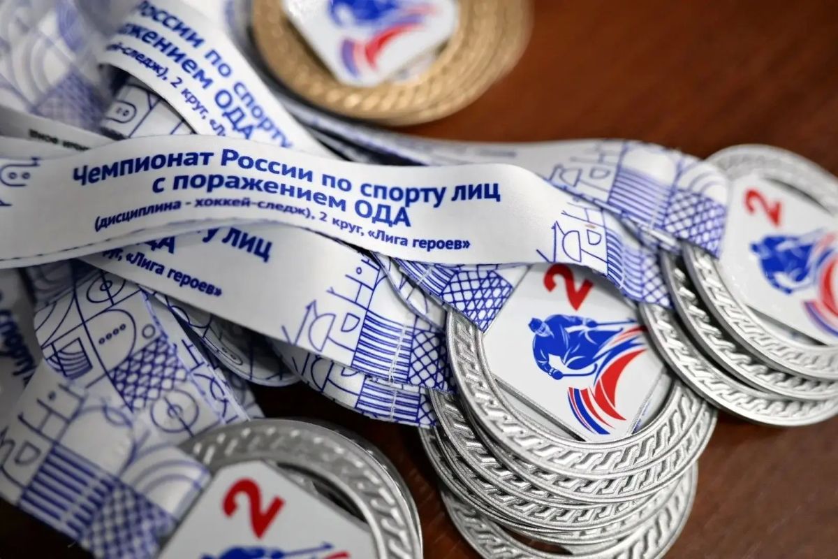 «Сахалинские львы» одержали верх над «Ростовом» в финальный день чемпионата России по следж-хоккею «Сахалинские львы» одержали верх над «Ростовом» в финальный день чемпионата России по следж-хоккею