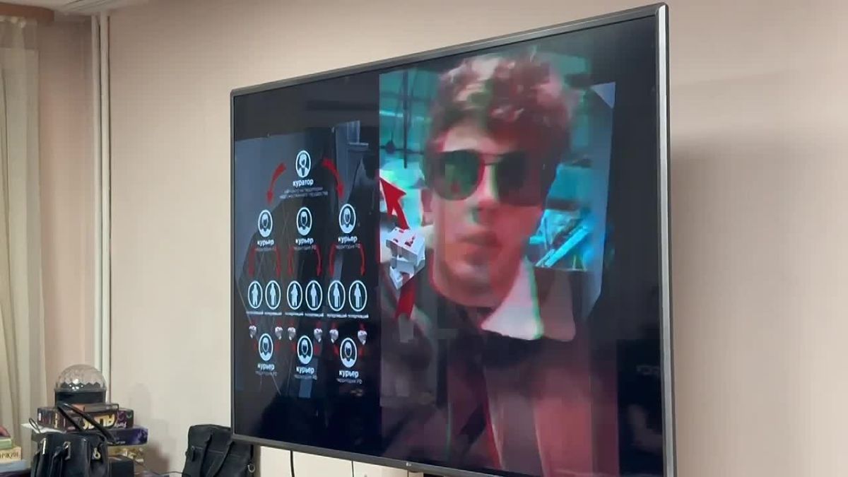 С добрым словом и заботой о безопасности: полицейские встретились со студентами медицинского колледжа