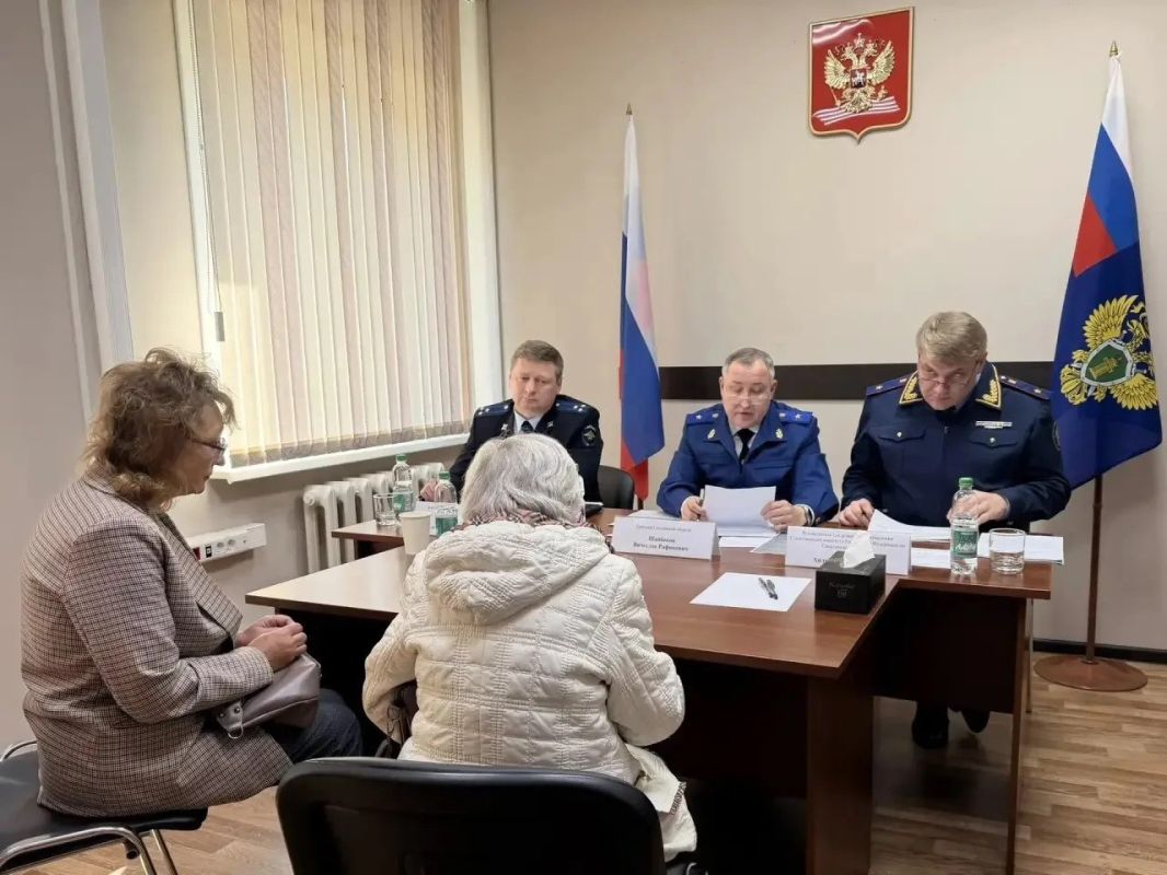 Руководители правоохранительных ведомств Сахалинской области провели прием жителей Невельска Руководители правоохранительных ведомств Сахалинской области провели прием жителей Невельска