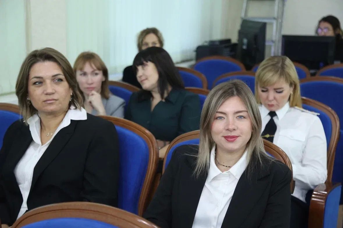 В УМВД России состоялось торжественное мероприятие, посвящённое Дню образования УРЛС В УМВД России состоялось торжественное мероприятие, посвящённое Дню образования УРЛС