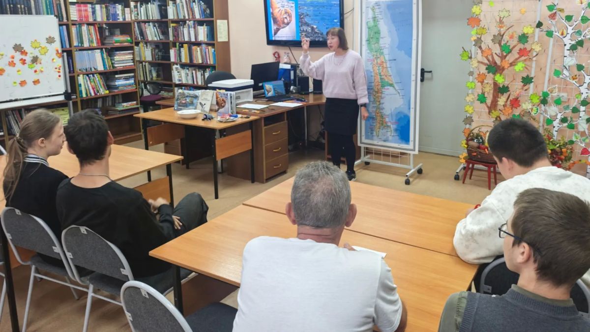 В Холмской центральной районной библиотеке имени Ю. Николаева состоялась презентация книги «История с острова Тюлений В Холмской центральной районной библиотеке имени Ю. Николаева состоялась презентация книги «История с острова Тюлений