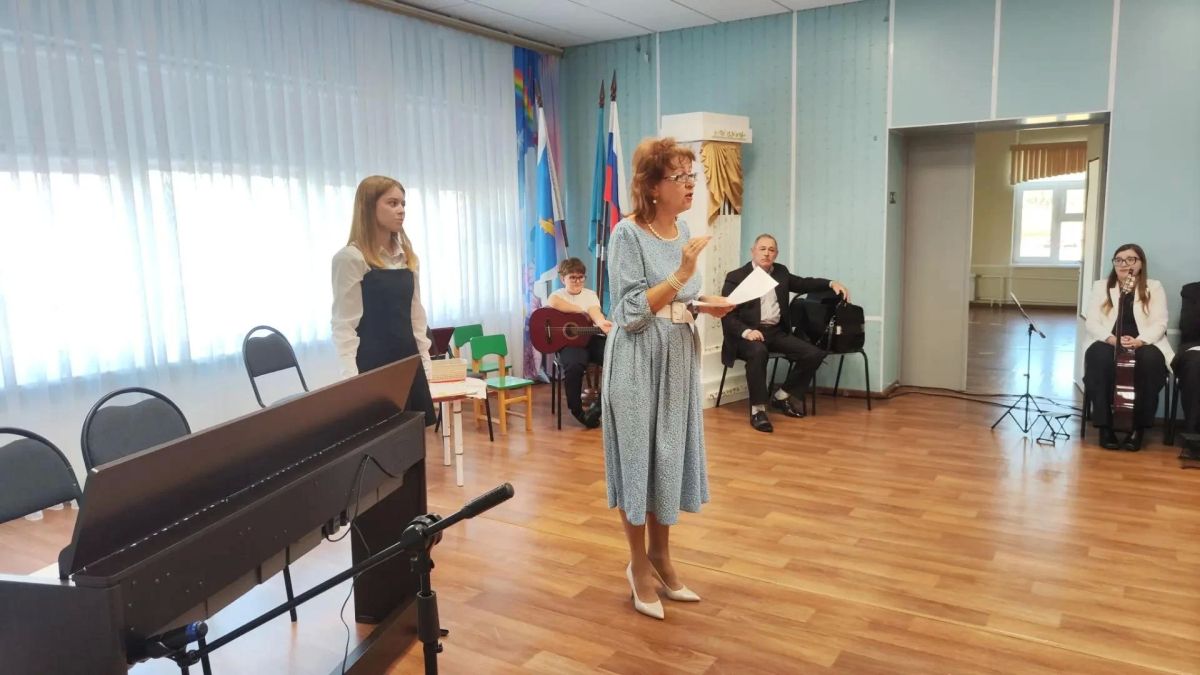 Юные артисты побывали в гостях у воспитанников детского сада «Алёнушка» Юные артисты побывали в гостях у воспитанников детского сада «Алёнушка»