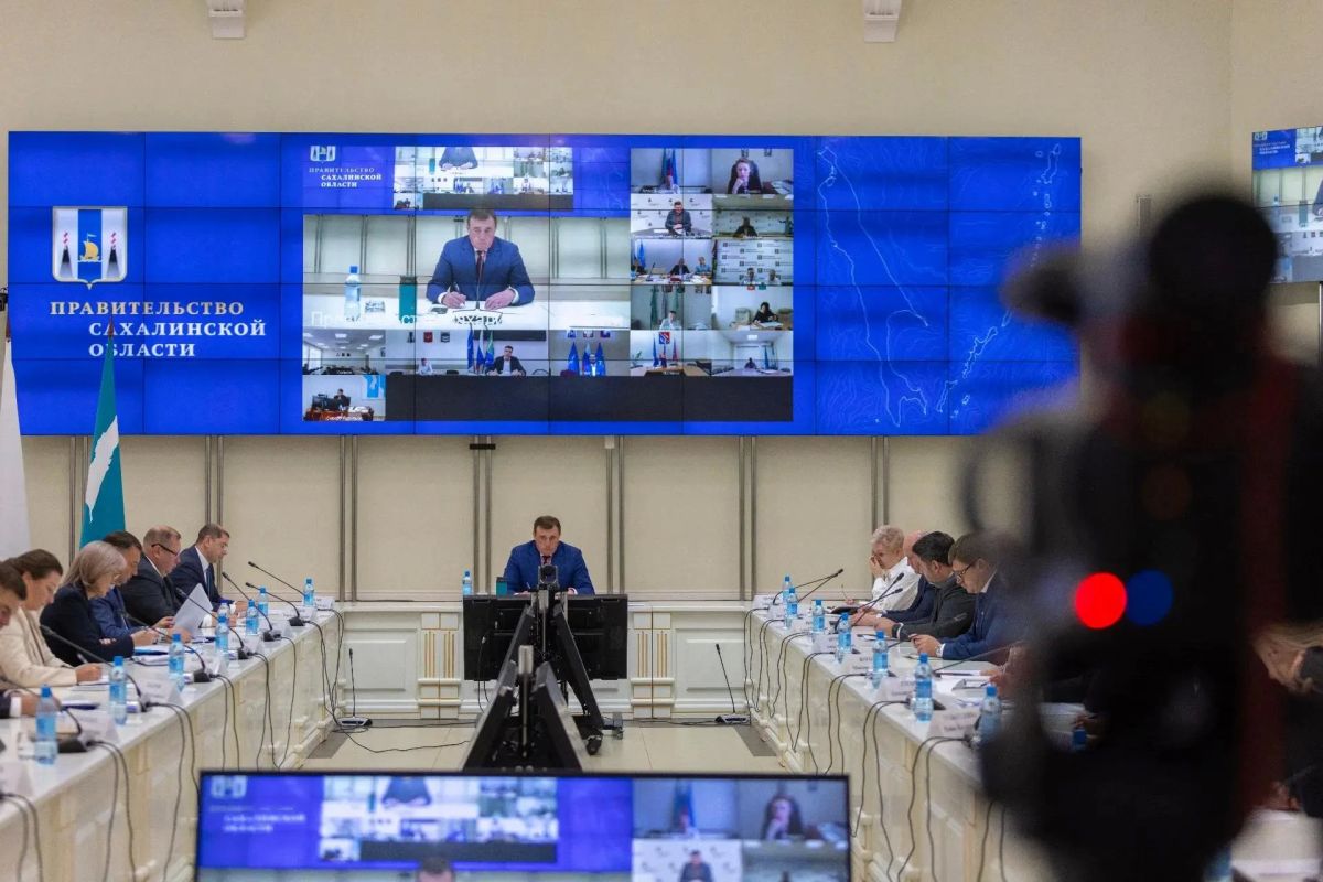 Валерий Лимаренко рассказал Владимиру Путину о победе Южно-Сахалинска в конкурсе «Семейная столица России»
