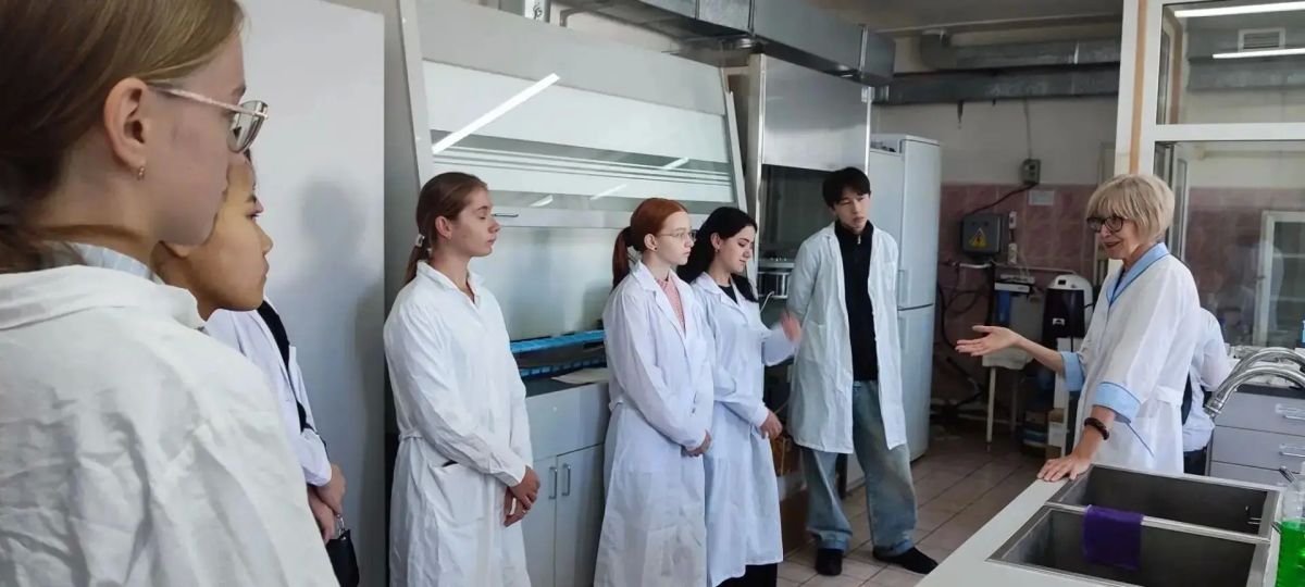 Сахалинским школьникам рассказали, как построить карьеру в науке Сахалинским школьникам рассказали, как построить карьеру в науке