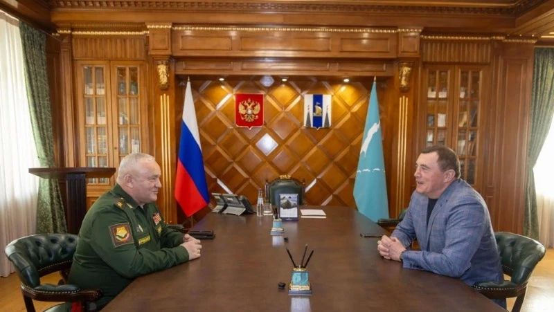 Валерий Лимаренко обсудил с командованием ВВО безопасность восточных рубежей России