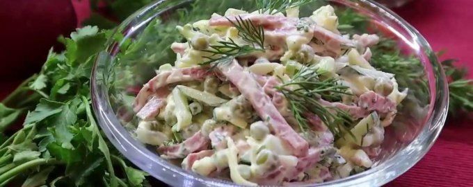 Секреты быстрого капустного салата: легкость, вкус и простота приготовления