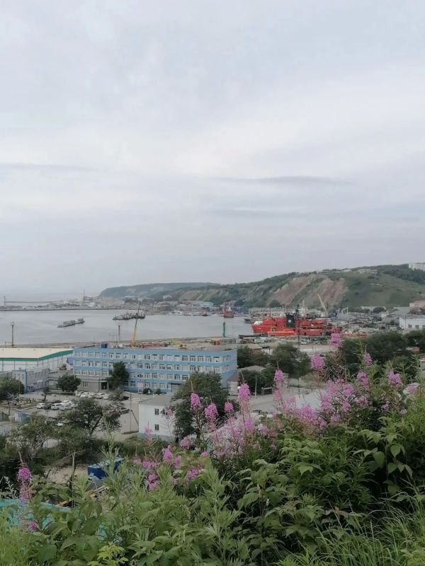 Реконструкция порта Корсакова продолжается