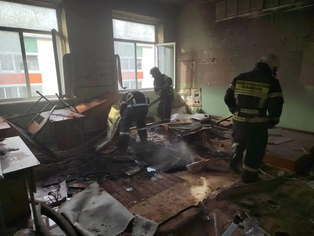 Смирныховские огнеборцы ликвидировали два пожара Смирныховские огнеборцы ликвидировали два пожара