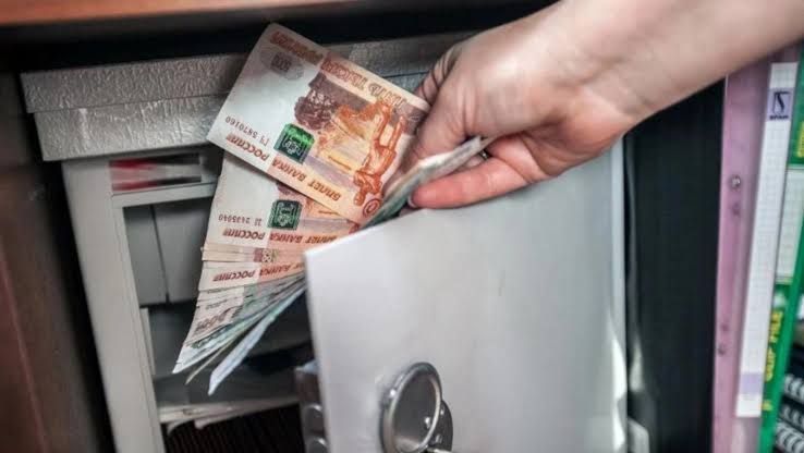 В ЮжноСахалинске раскрыта кража из служебного помещения торговой точки