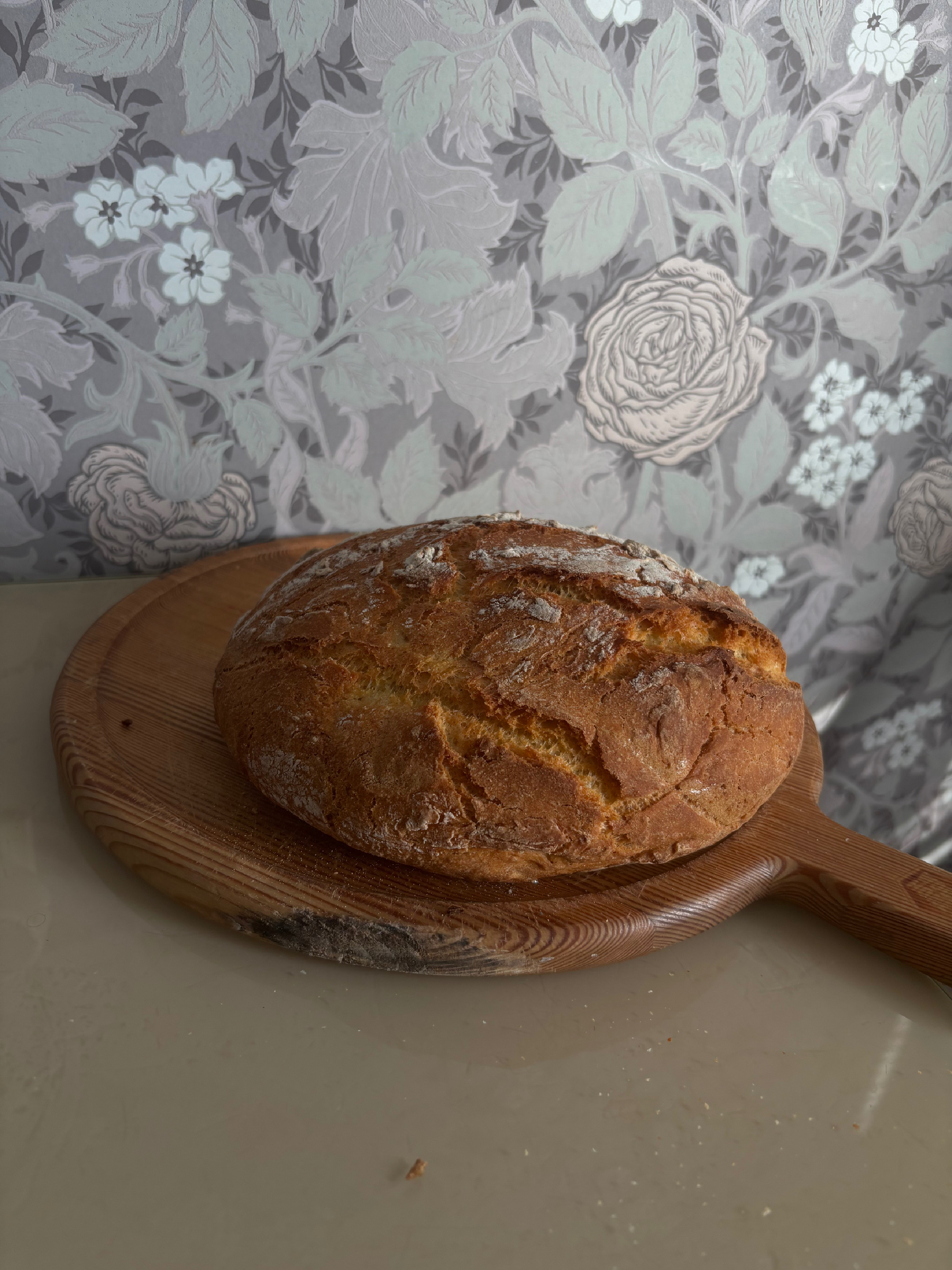 Хрустящий хлеб в рукаве: простой рецепт с кукурузной мукой