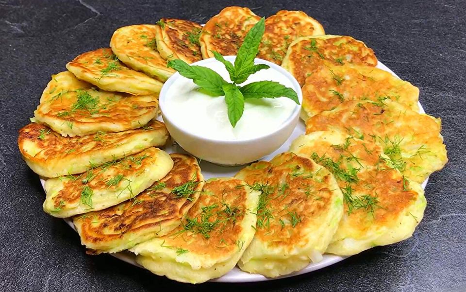 Капустные оладьи за 10 минут: быстро и вкусно