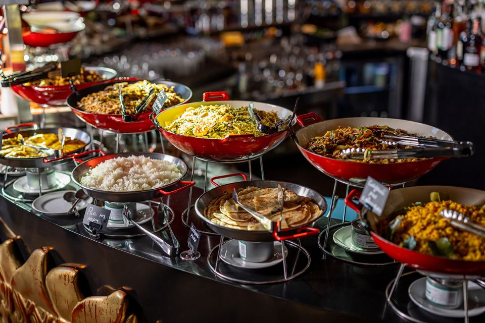 Изысканные выходные: где вкусно позавтракать с безлимитным напитком