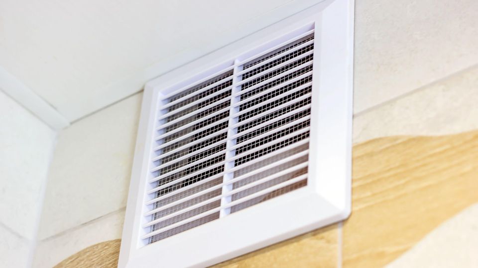 Как быстро очистить решетку вентиляции: опытный клинер раскрыла несколько секретов