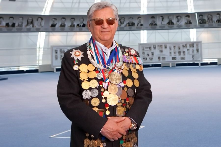 Тихонов откровенно поделился размером своей пенсии