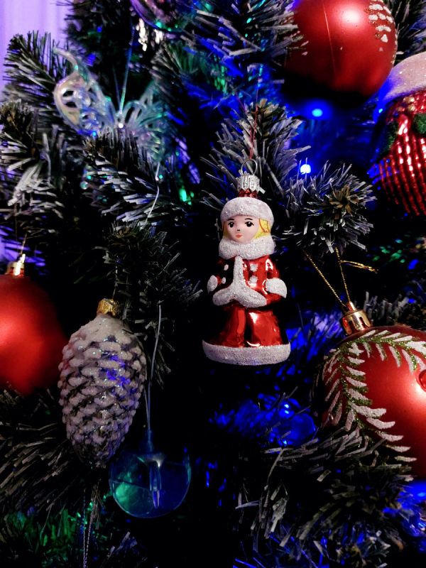 Игриво к Новому году: как выбрать искристое настроение на праздничном столе